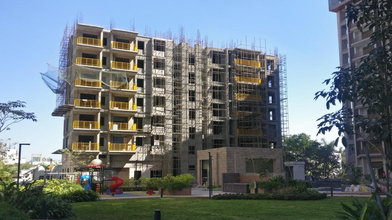 Kalpataru Grandeur