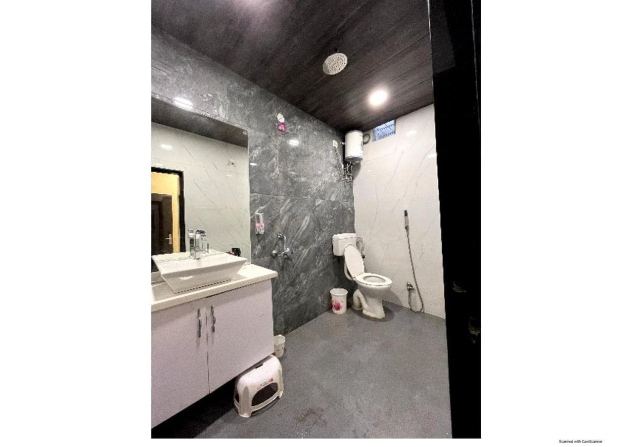 4 BHK Flat for Rent in Near Advance Akedmy, Ida Scheme No 134, Indore