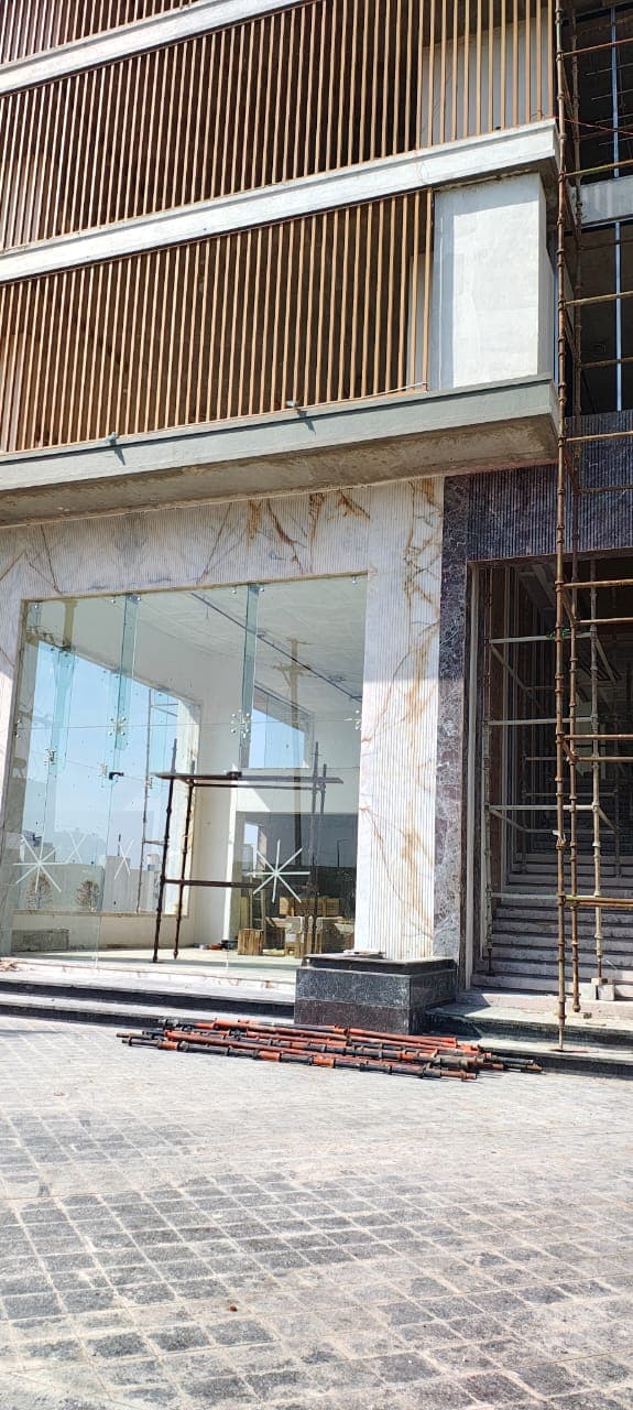 Shop for Sale in Grm Buisness Park, Super Corridor, Indore
